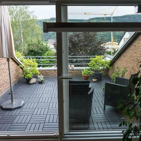 Moderne 70 Qm Wohnung Mit Grosser Dachterrasse Kinheim Esterno foto