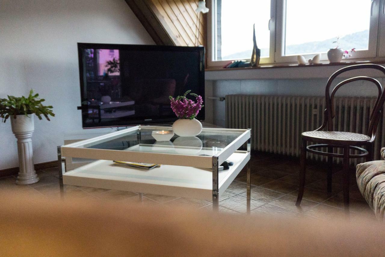 Moderne 70 Qm Wohnung Mit Grosser Dachterrasse Kinheim Esterno foto